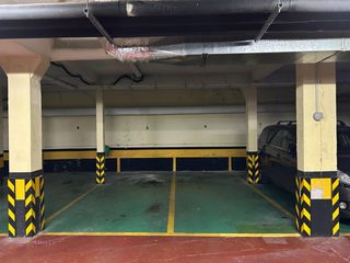 Autoparkplatz in Calle de cristóbal bordiú 33. Gran plaza doble de 6 metros con maniobra premium  ideal coche g