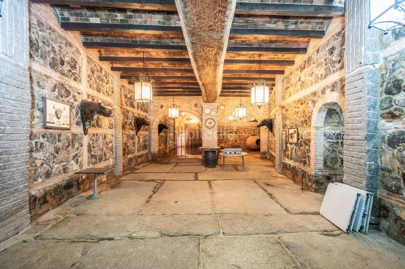 Foto 28fdd5df-41cb-4832-8665-dd9380a9dfaf. Finca rústica a Robledo de Chavela