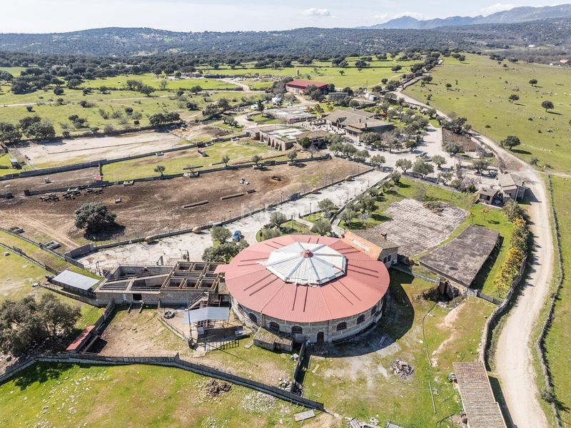 Foto 59cfed91-5fb0-4e1f-97e4-73970bdec31a. Finca rústica a Robledo de Chavela