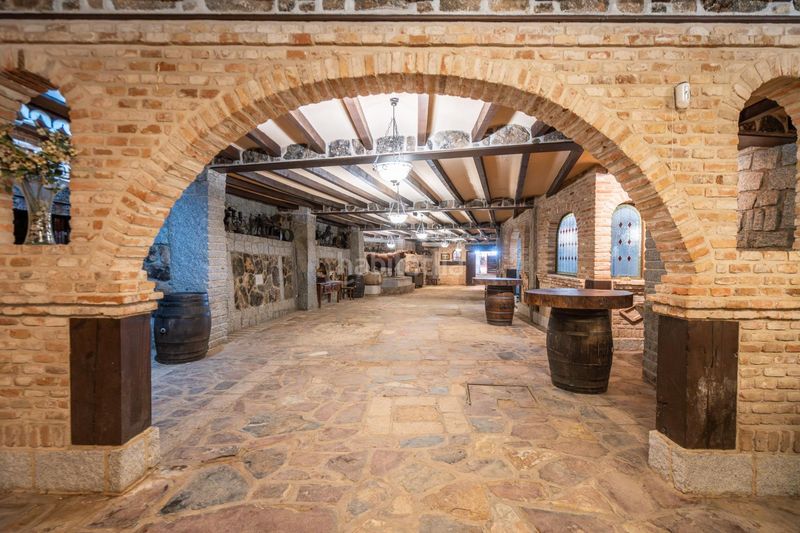 Foto 7d42dac5-74bf-4974-b56d-69c5bfadb9b4. Finca rústica a Robledo de Chavela