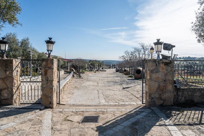 Foto 907d9763-06a8-4ec5-bbe7-61e67398e17c. Finca rústica a Robledo de Chavela