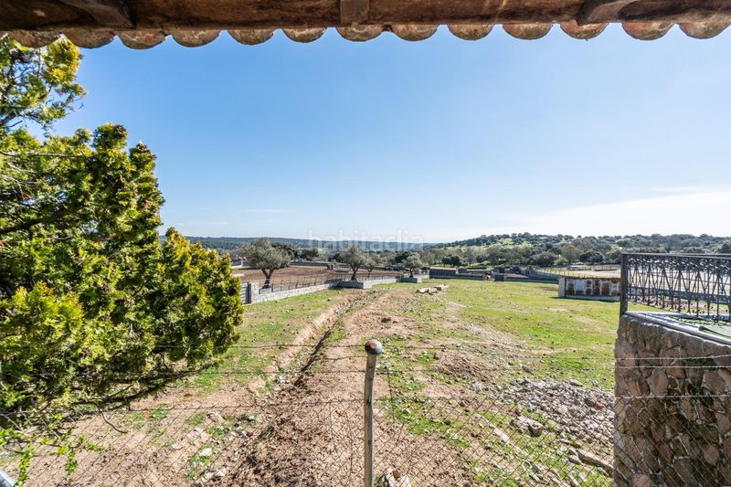 Foto ba1f4055-3ece-44e8-8d21-9fa55455329b. Finca rústica a Robledo de Chavela