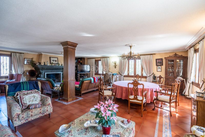 Foto c2025139-551c-4770-87e0-1f970b4a4122. Finca rústica a Robledo de Chavela