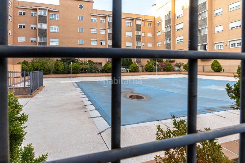 Foto 2c13c5da-b3c2-43dd-9556-a92fb140db38. Pis amb calefacció aparcament piscina a Ciudad 70 Coslada
