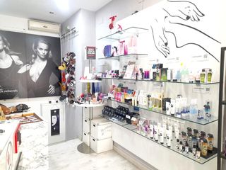 Lloguer Local Comercial a Calle de sandoval 8. Alquilertraspaso local comercial en calle sandoval nº 8