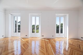 Rent Office space in Recoletos