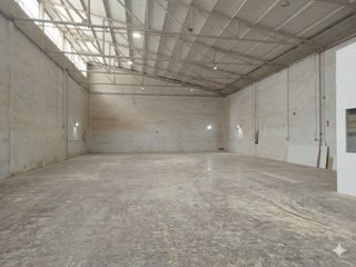 Rent Industrial building in Parque Ondarreta-Urtinsa. Excelente nave industrial alcorcon
