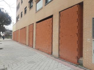 Geschäftsraum in Universidad-Hospital
