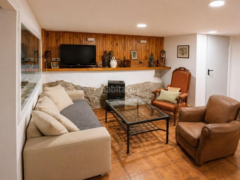 Foto 89dddbfa-c216-45b2-ba10-610d09d6b95e. Casa amb aparcament a Cabrera (La)