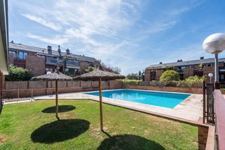 Appartamento in El Pinar-Punta Galea. Piso en venta en punta galea, las rozas  urbanización privada co