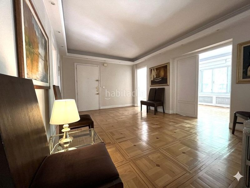 Foto d8df1bcc-7b95-4135-8133-218e63b2b32d. Pis amb calefacció aparcament a Vallehermoso Madrid