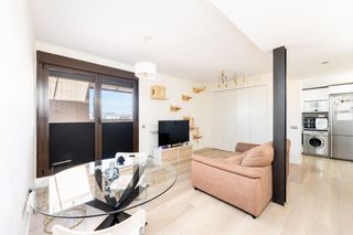 Attique  Calle platino 1. Exclusivo ático de dos habitaciones con gran terraza, garaje, tr