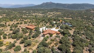 Masia a Cenicientos. Exclusiva finca rural en entorno cinegético de la sierra oeste d