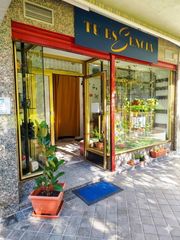 Transfer Business premise in Calle calle salcillo 13. Local en traspaso y alquilercentro de estética y masajes