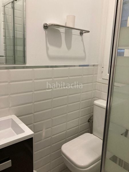 Foto 74e9c605-7b88-4e80-bef0-4bf9d1e54f12. Planta baixa amb calefacció a Arapiles Madrid