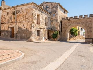 Bauernhof in Calle puerta calzada 3. Encantadora casa de pueblo con fachada de piedra en buendía, cue