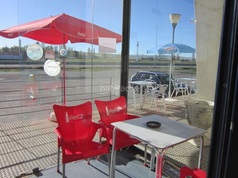 Foto 7eb7c07a-f043-4960-9851-65b53da0e3ba. Edifici a Riocabado