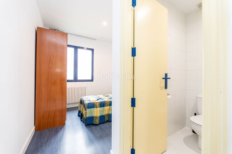 Foto ad3aaff2-e484-45b2-827f-17437d5b0675. Edifici a Riocabado