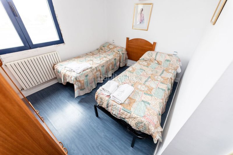 Foto b0f2b50c-ebb9-4a1c-ac87-ac4852a0197c. Edifici a Riocabado