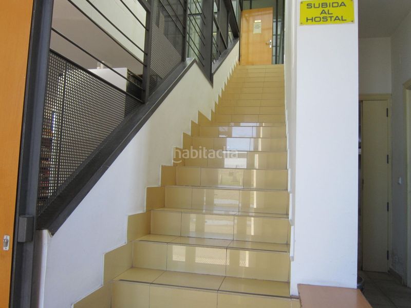 Foto cd5832db-802c-45fe-9e89-a867dfb4d4b2. Edifici a Riocabado