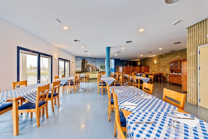 Foto d44dc8a3-e94b-4d3f-a802-99b911ad7f91. Edifici a Riocabado