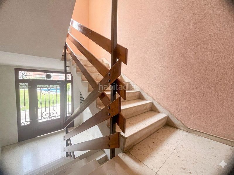 Foto 47743158-6b54-4ea9-a155-c94527b6a3bc. Apartament amb aparcament piscina a Rincón Bajo Benidorm