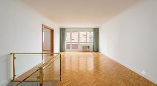 Rent Flat  Dr federico rubio y gali. Alquiler de piso dos dormitorios, junto a reina victoria