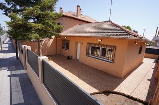 Affitto Chalet in Estación. A estrenar! chalet independiente en alquiler en pozuelo de alarc