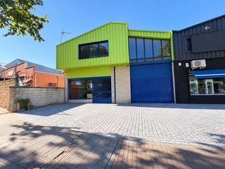 Alquiler Nave industrial en Carlos Ruiz. Impresionante nave industrial en polígono p29 de collado villalb
