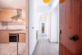 Appartamento in Carlos Ruiz. Piso de 3 dormitorios con terraza, garaje, trastero y piscina