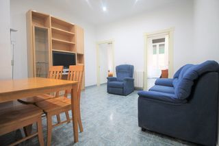 Flat in Calle de Quiñones 9
