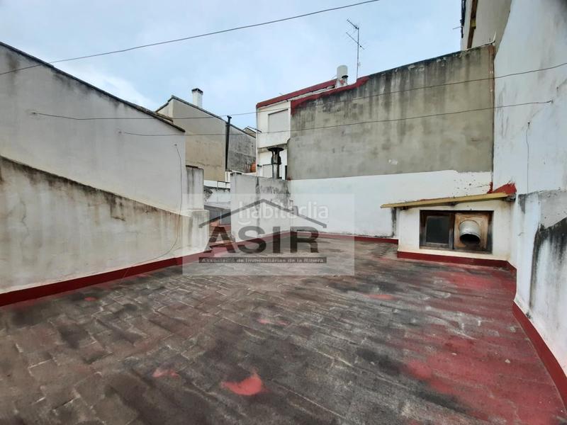 Foto 130947a9-1222-4127-a6c0-4c8166858877. Casa sin ninguna comisión!! casa amplia con negocio en planta baja en una excelente zona en Corbera