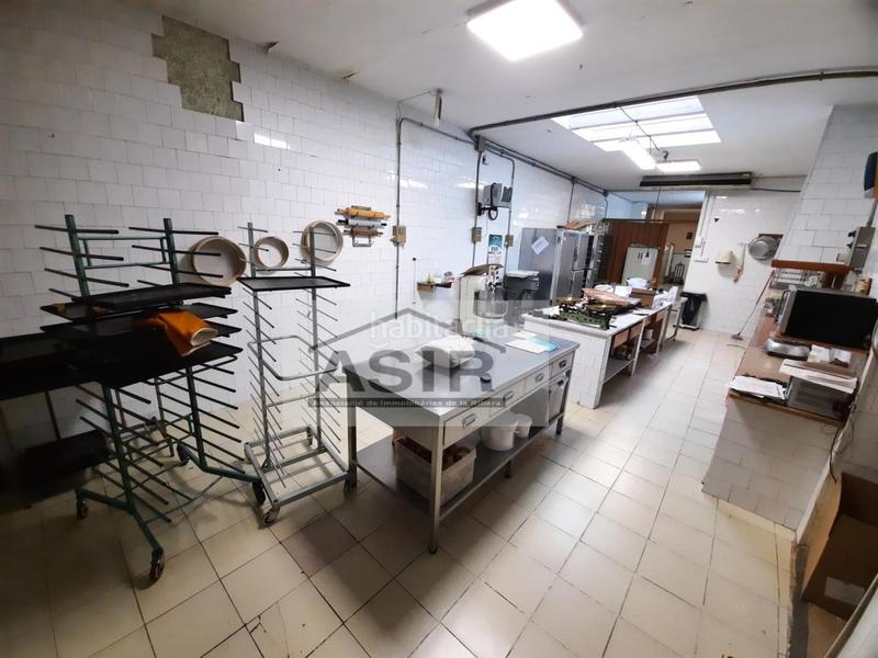 Foto 2f5c0812-4f2c-42b0-b340-7b76def1e136. Casa sin ninguna comisión!! casa amplia con negocio en planta baja en una excelente zona en Corbera