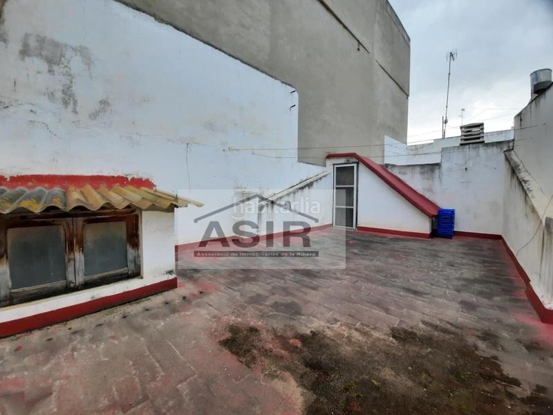 Foto 317f1a52-73e6-4bc3-999e-45552d14df24. Casa sin ninguna comisión!! casa amplia con negocio en planta baja en una excelente zona en Corbera