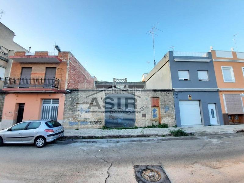 Foto d66009c1-83bc-4fe8-98df-c61f52dbf137. Terreny residencial a Alquenència - Venècia Alzira