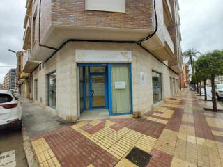 Local Comercial a Carcaixent. Local muy céntrico