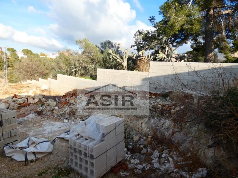 Foto 2225c873-e131-4a28-8443-0863b20495bf. Terreno residencial sin ninguna comisión!! excelente parcela chaflán con proyecto para construir con luz y agua en la urbanización el respirall en Alzira