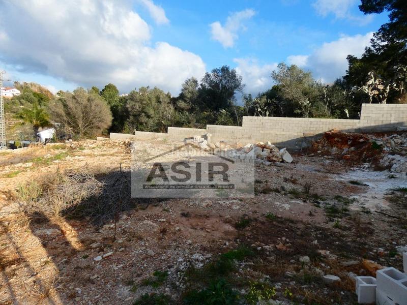 Foto d790fc18-8ef2-4433-b201-7f250b51600f. Terreno residencial sin ninguna comisión!! excelente parcela chaflán con proyecto para construir con luz y agua en la urbanización el respirall en Alzira