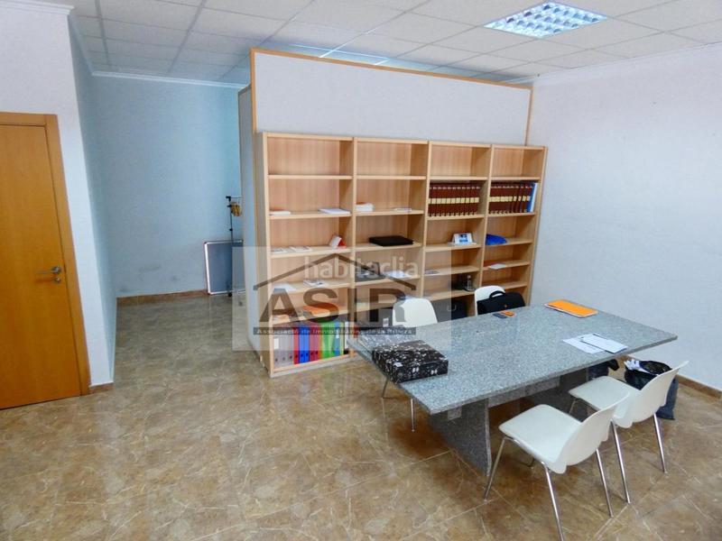 Foto f3633fe4-f7d3-4ea5-ae5b-351aa72f7c1e. Locale commerciale in Alquenència - Venècia Alzira