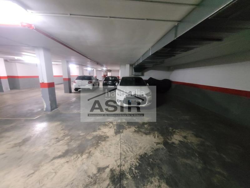 Foto f2ac663a-4fe5-490a-a125-914de6440755. Posto auto in Centre Alzira