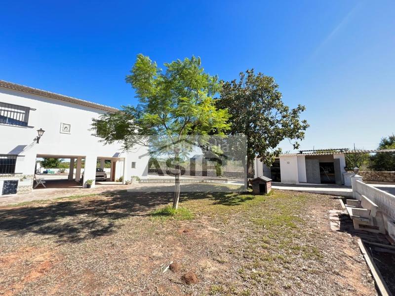 Foto 0625ccd7-81ea-4b43-9dca-820d066a16e2. Chalet with parking pool in Urbanitzacions i Pedanies Nord Alzira