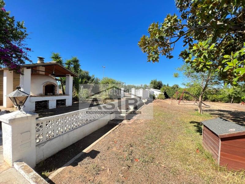 Foto 2f66cedf-fe3e-48fc-b013-67a7575352f5. Chalet with parking pool in Urbanitzacions i Pedanies Nord Alzira