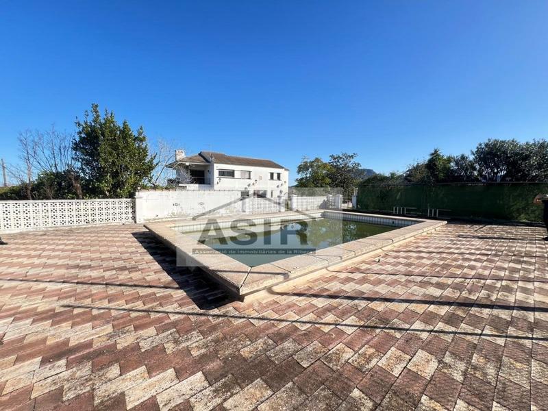 Foto 453b544d-f5ec-454e-b764-58a6056c2a16. Chalet with parking pool in Urbanitzacions i Pedanies Nord Alzira