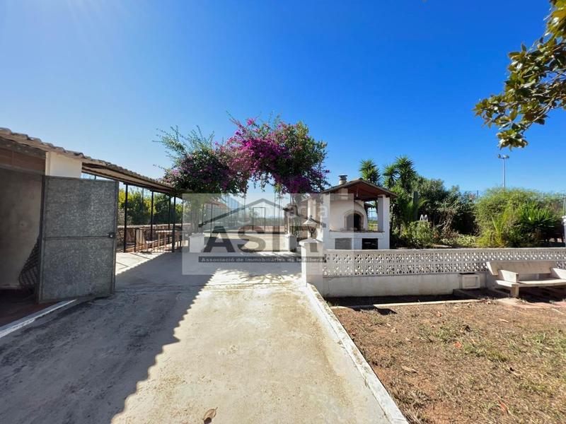 Foto 77f3e5b9-4f1a-4d0d-b2b7-2ac7903e46be. Chalet with parking pool in Urbanitzacions i Pedanies Nord Alzira