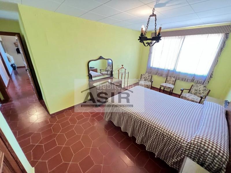 Foto c0af5a5c-187a-43a3-88f8-aceadd12d10d. Chalet with parking pool in Urbanitzacions i Pedanies Nord Alzira