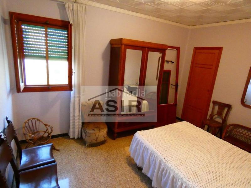 Foto 7920da6f-e1a6-4db1-912c-6034e2a068b3. Chalet bonito chalet en la urbanización el respirall en Alzira