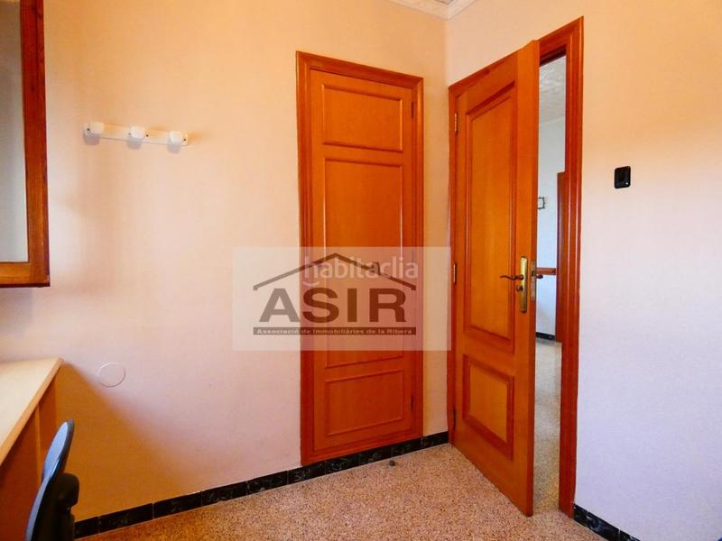 Foto 7a9b37cd-456a-4ee4-967a-1e43941751fa. Chalet bonito chalet en la urbanización el respirall en Alzira