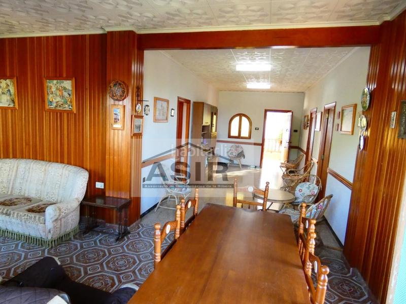 Foto 9d4c2871-f1cf-4f06-ac8d-4e30752a19c9. Chalet bonito chalet en la urbanización el respirall en Alzira