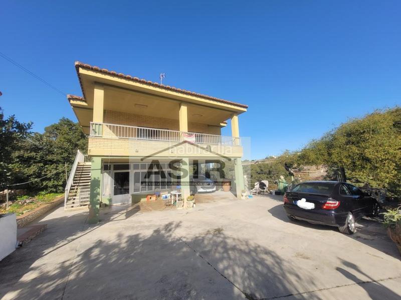 Foto 2a37f7af-5c48-4d8d-8a3e-1af41589de9e. Chalet with parking in Urbanitzacions i Pedanies Nord Alzira