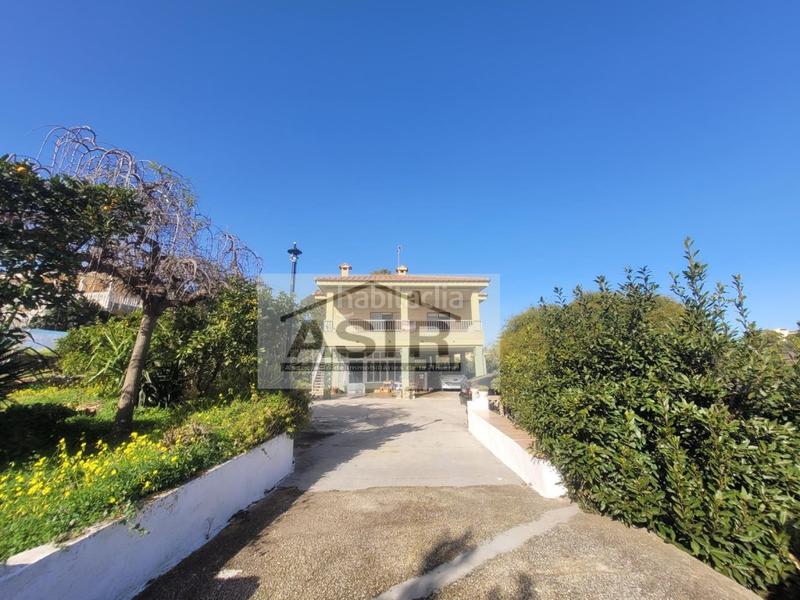 Foto 7acb55fb-5f14-468c-a081-8dc1908bd32c. Chalet with parking in Urbanitzacions i Pedanies Nord Alzira